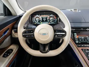 DB12 4.0 V8