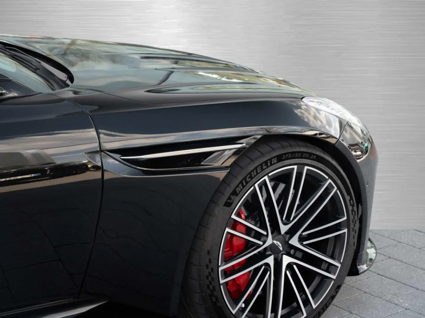 DB12 V8 Coupe Carbon Ceramic Bremsen