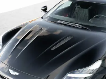 DB12 V8 Coupe Carbon Ceramic Bremsen