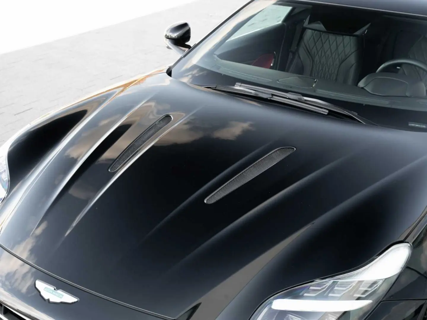 DB12 V8 Coupe Carbon Ceramic Bremsen