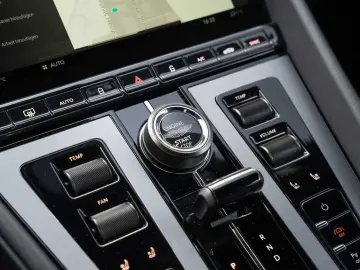 DB12 V8 Coupe Carbon Ceramic Bremsen