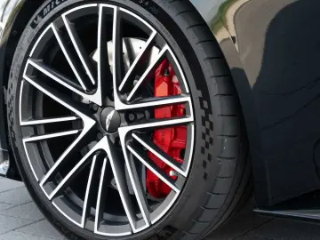 DB12 V8 Coupe Carbon Ceramic Bremsen