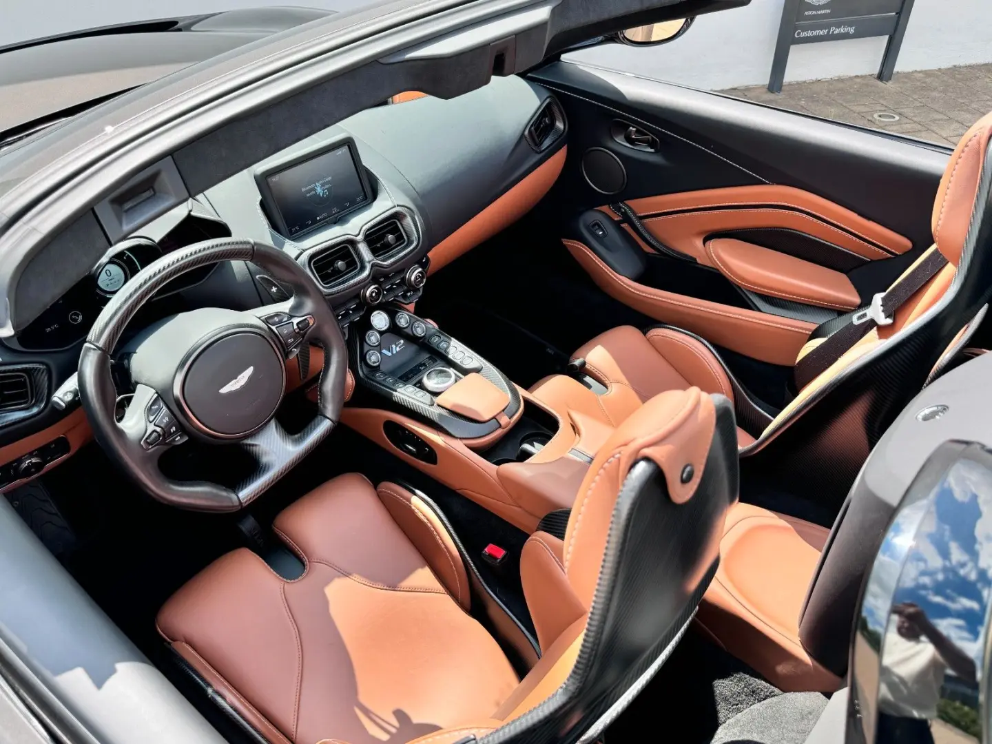 V12 Vantage  Q -Options  118 of 249 limited