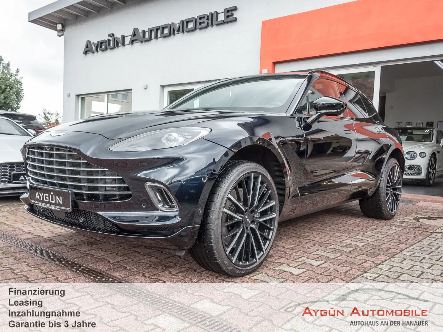 DBX 4.0 V8 AHK Panorama