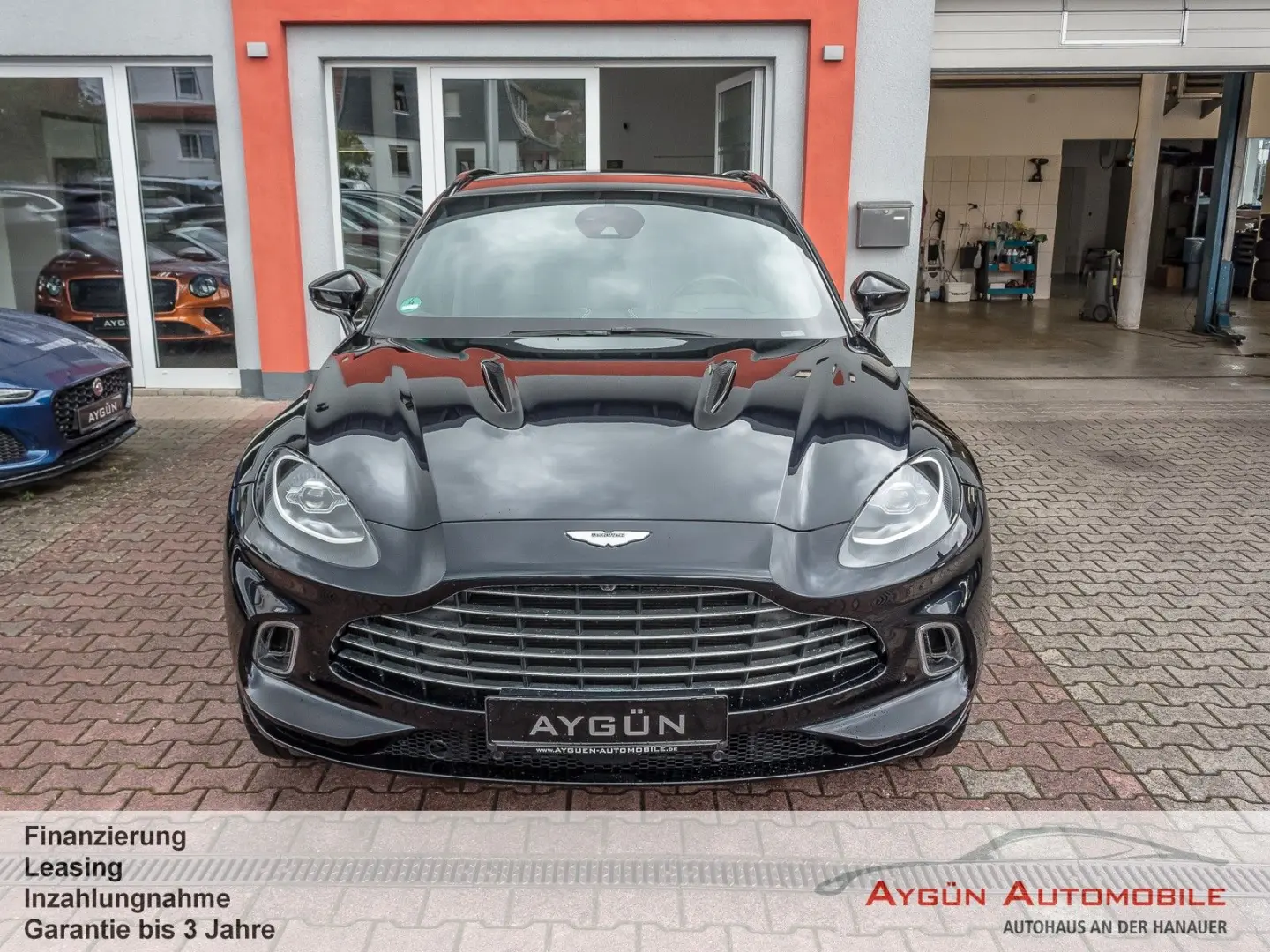 DBX 4.0 V8 AHK Panorama