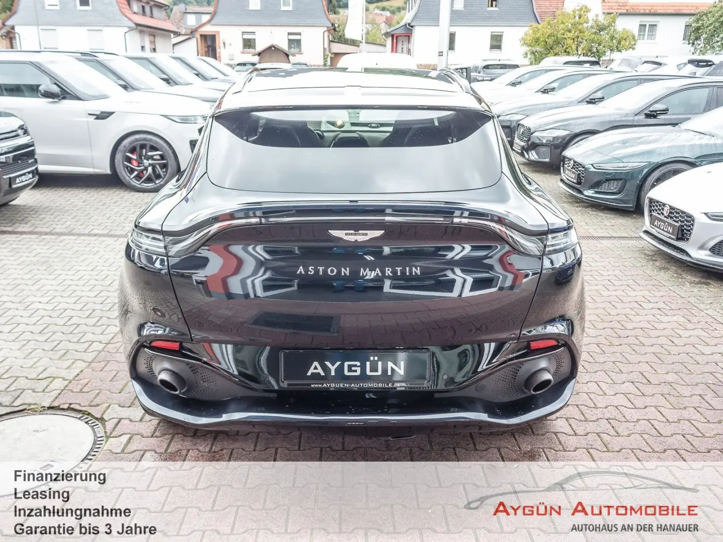 DBX 4.0 V8 AHK Panorama
