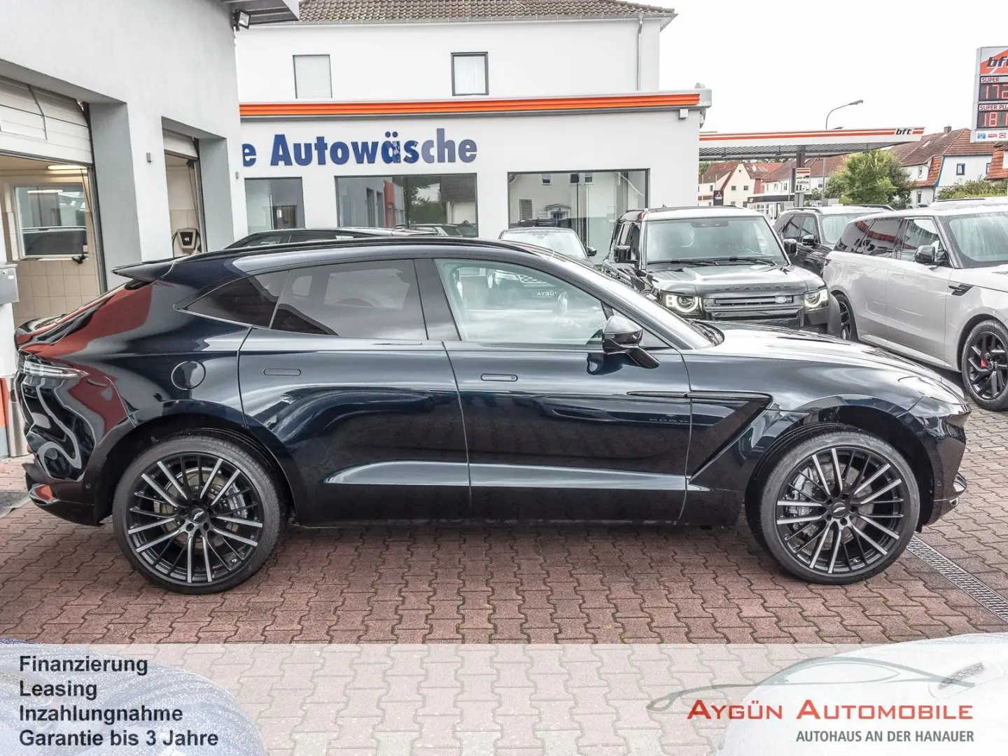 DBX 4.0 V8 AHK Panorama