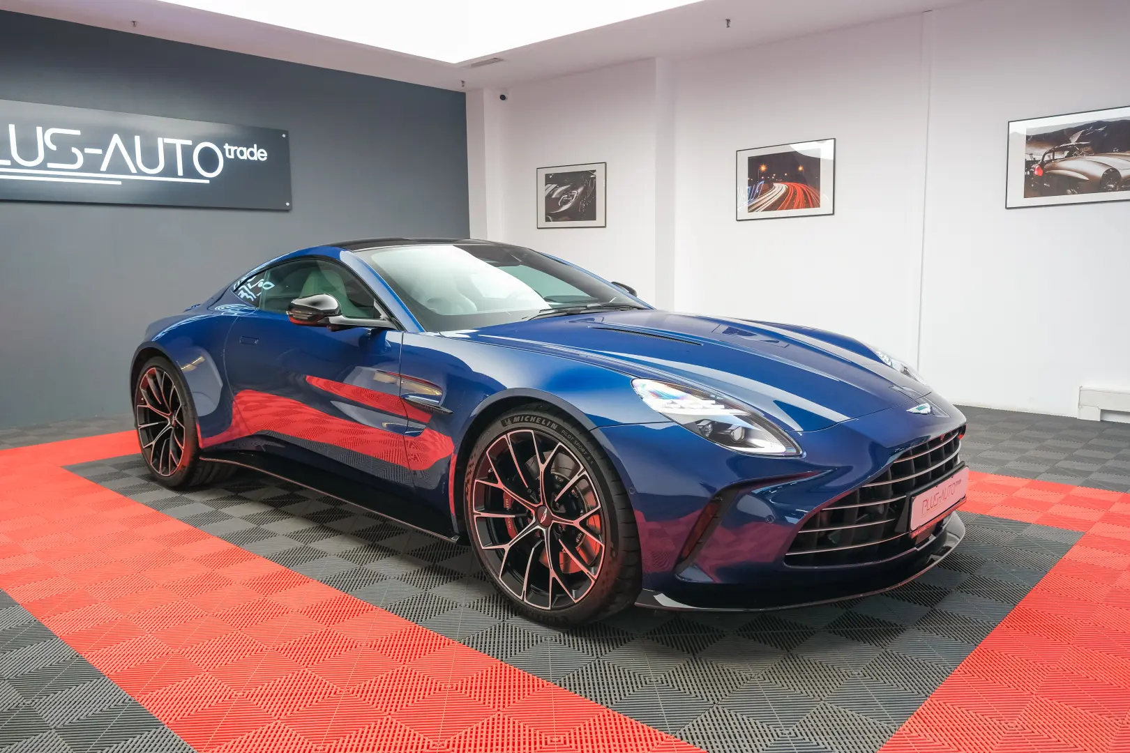 Aston Martin Vantage  Seychelles Blue