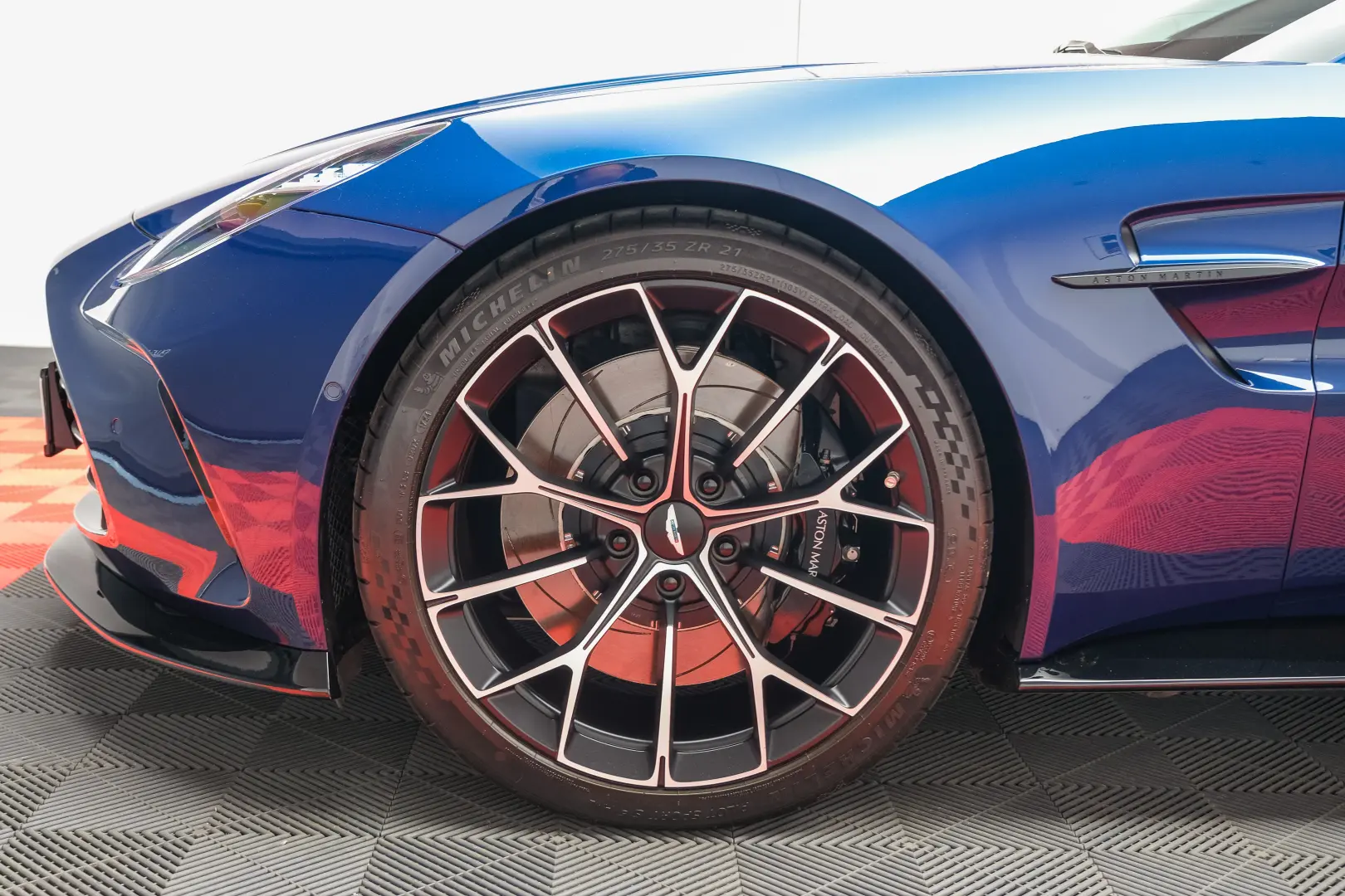 Aston Martin Vantage  Seychelles Blue
