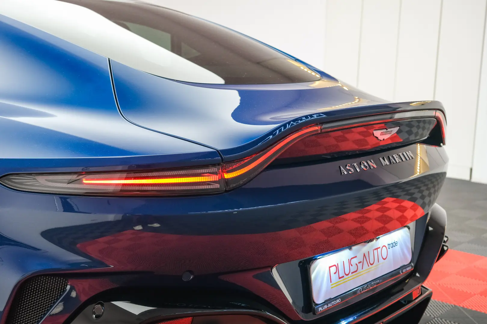 Aston Martin Vantage  Seychelles Blue
