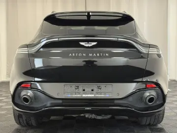 DBX 4.0 V8   Jet Black   Insp. Mono   Jewellery