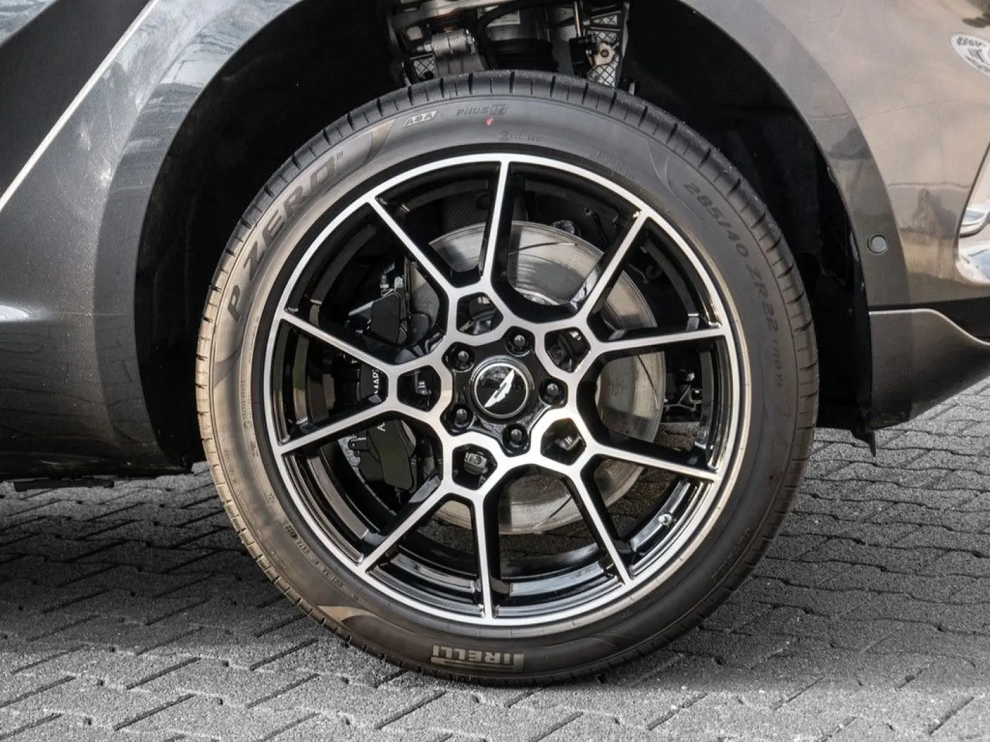 DBX Xenon Grey Onyx Black AHK