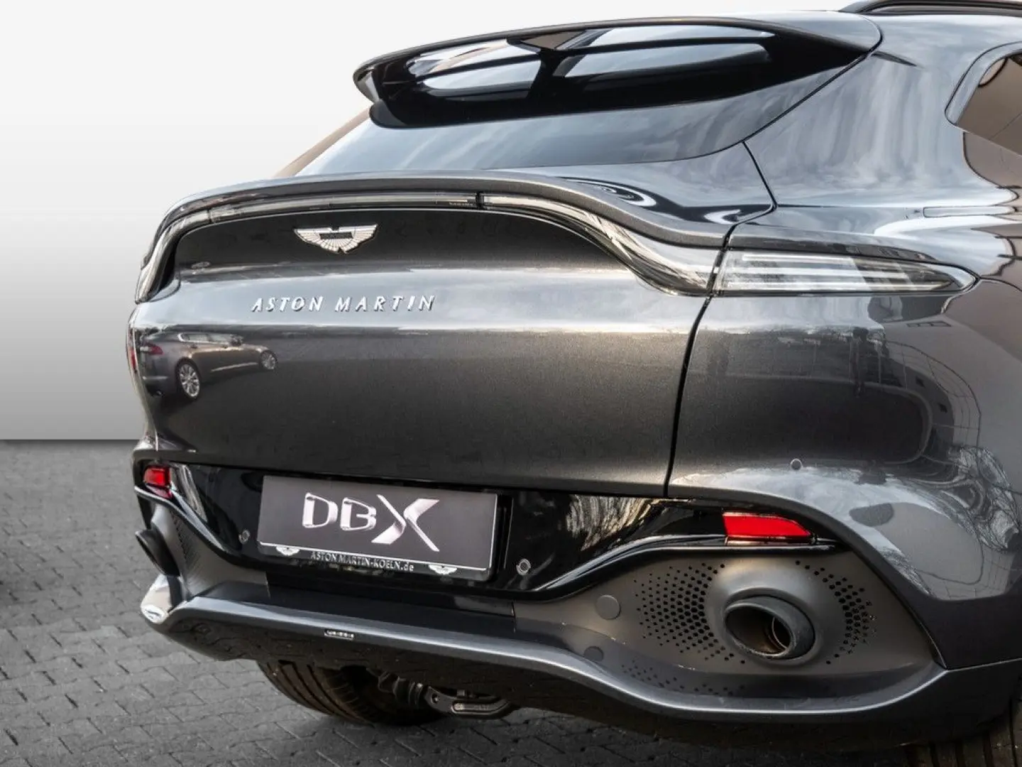 DBX Xenon Grey Onyx Black AHK