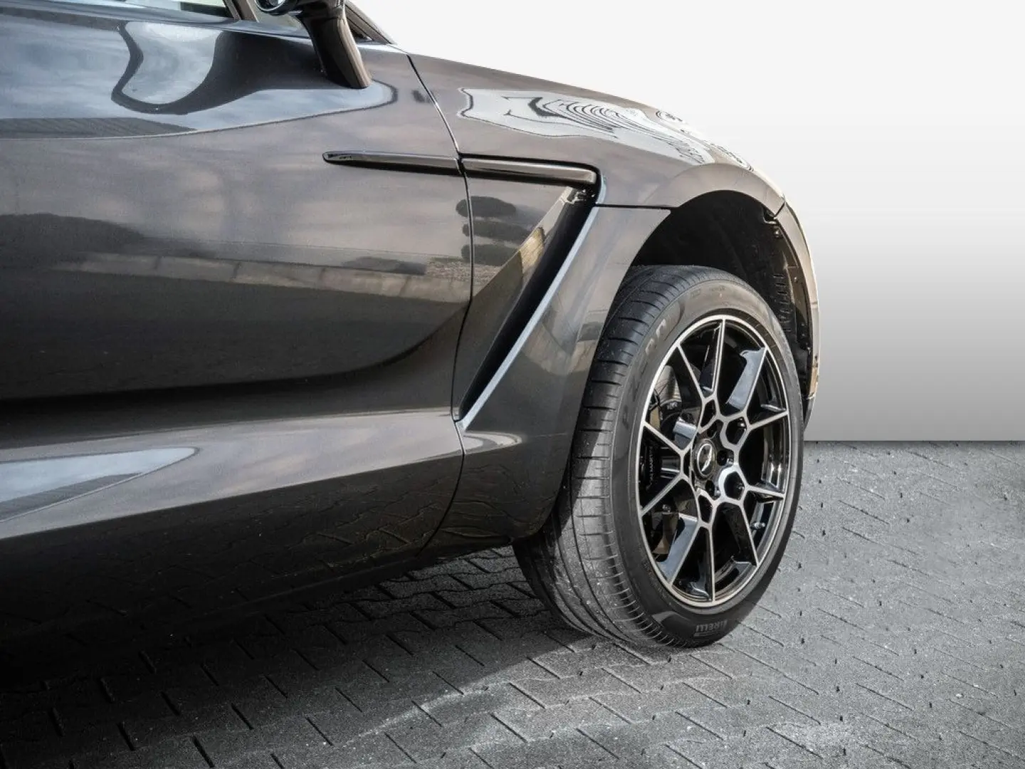 DBX Xenon Grey Onyx Black AHK