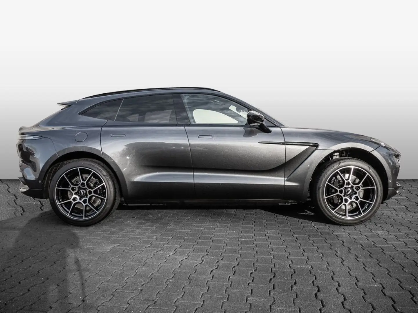 DBX Xenon Grey Onyx Black AHK