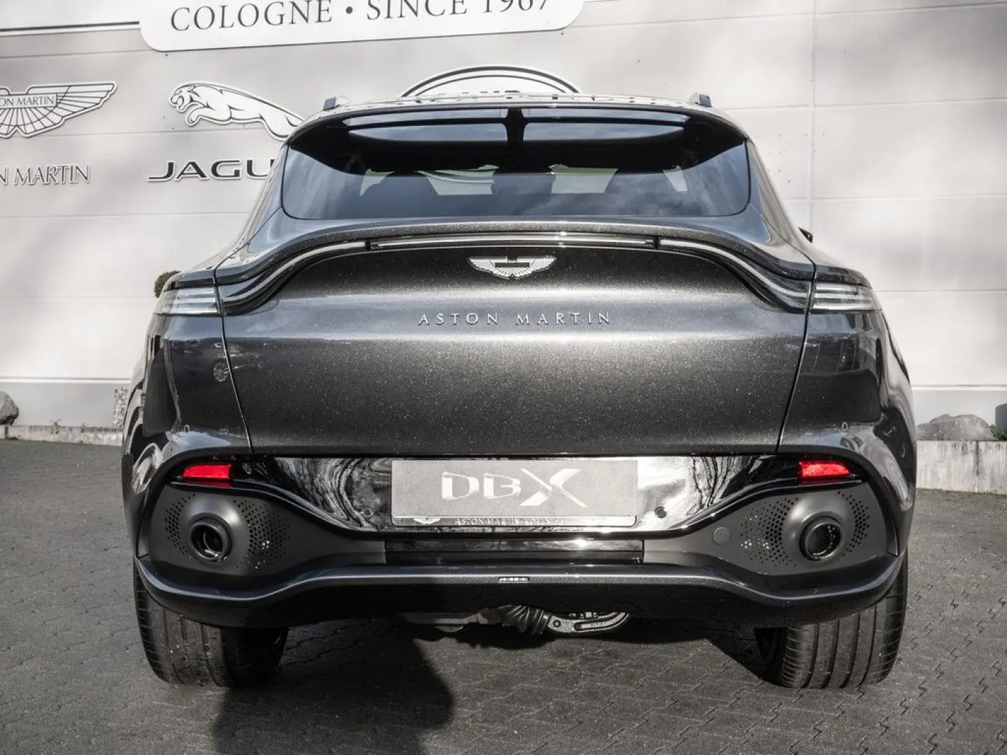 DBX Xenon Grey Onyx Black AHK