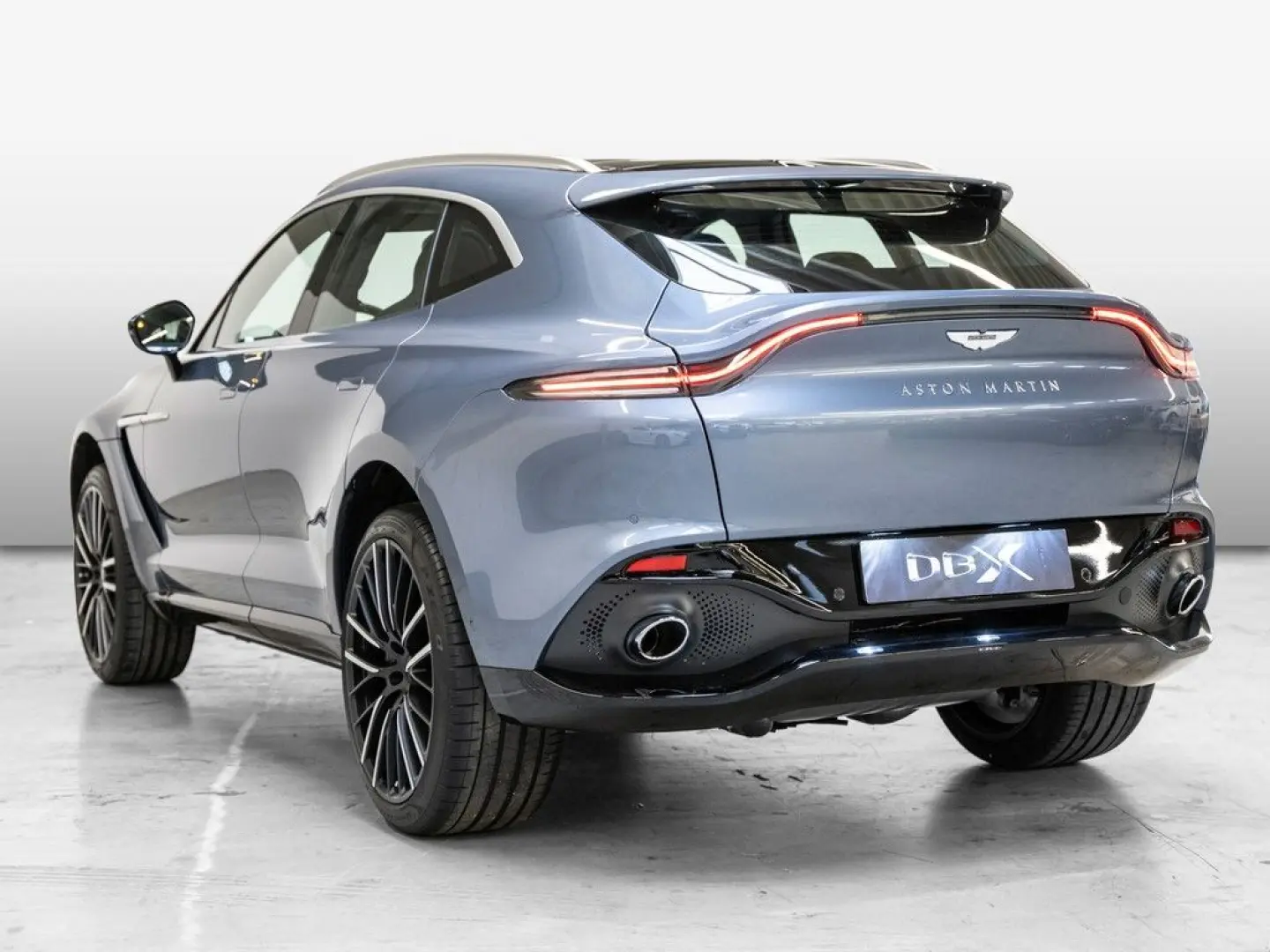 DBX Concours Blue Dark Knight