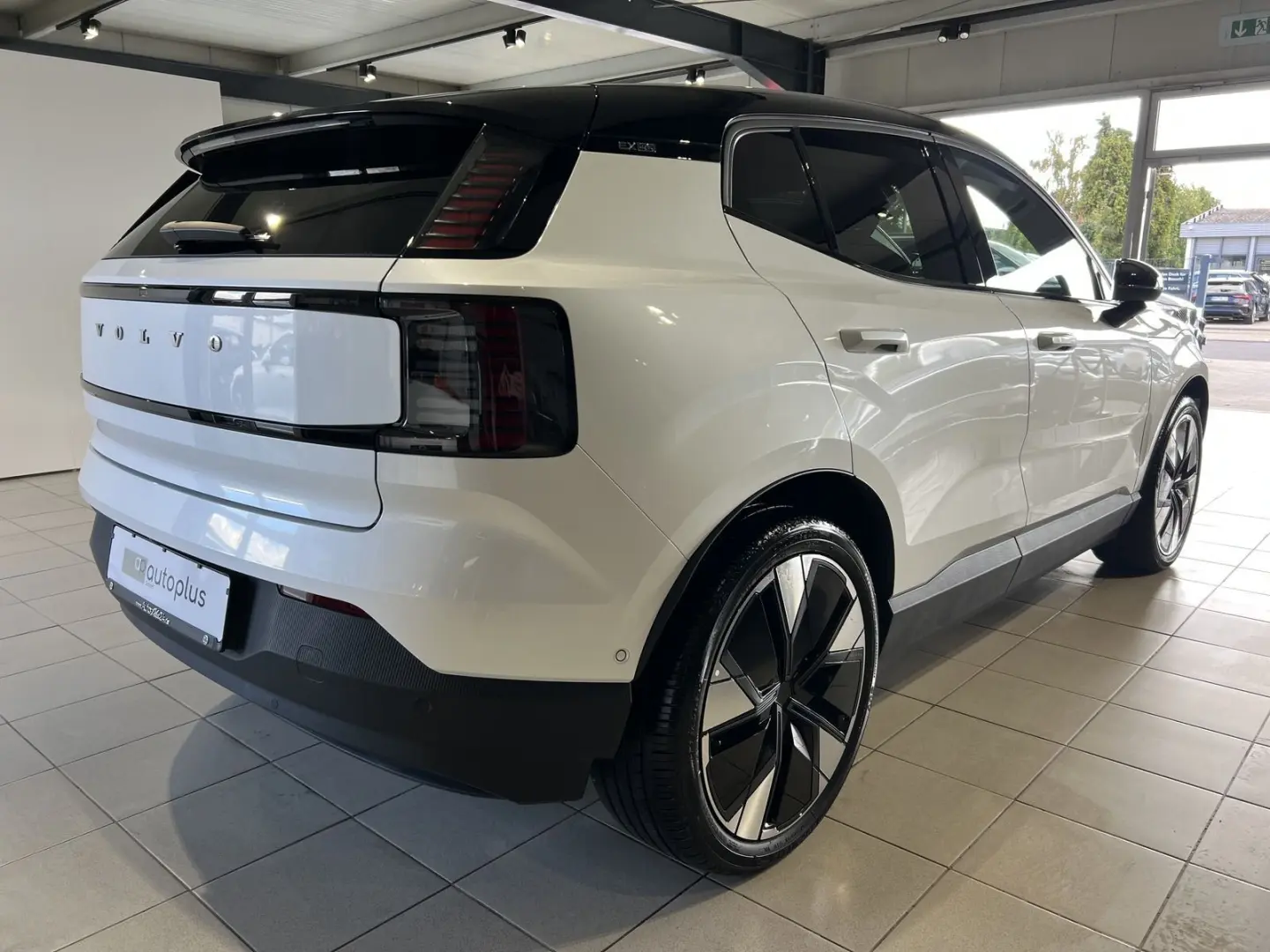 EX30 Ultra AWD Performance ACC BLIS 360  20Zoll