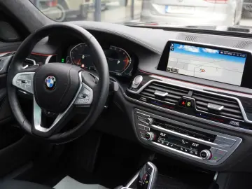 730 d xDrive 21Zoll LAser HUD Standheizung H&K