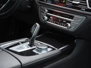 730 d xDrive 21Zoll LAser HUD Standheizung H&K
