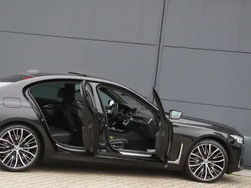 730 d xDrive 21Zoll LAser HUD Standheizung H&K