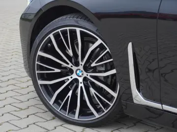 730 d xDrive 21Zoll LAser HUD Standheizung H&K