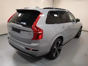 XC90 T8 Ultra DarkPlug-In Hybrid AWD Luftfwk B&W