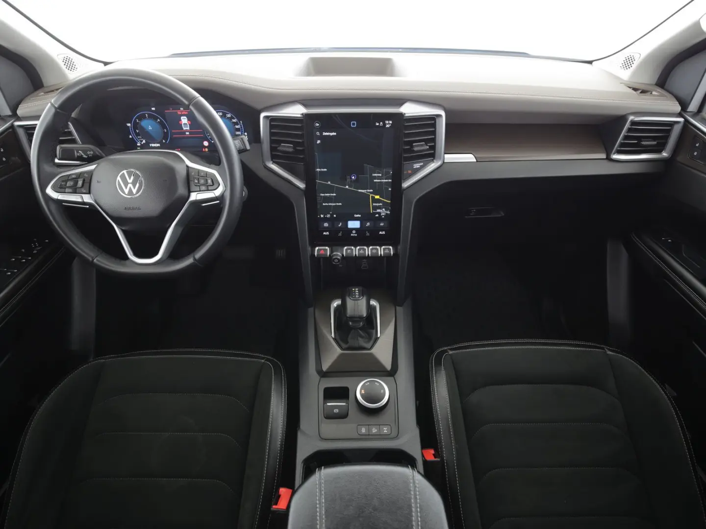 Amarok 3.0TDI 4x4 DC Style Hardtop IQ.Light Matr