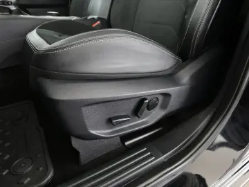 Amarok 3.0TDI 4x4 DC Style Hardtop IQ.Light Matr