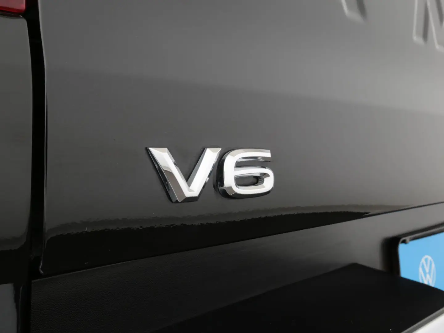 Amarok 3.0TDI 4x4 DC Style Hardtop IQ.Light Matr