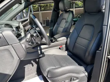 Cayenne S SURROUNDVIEW 20LM PANO KOMFORT
