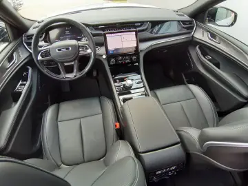 Grand Cherokee 3.6 Overland LPG Massagesitze
