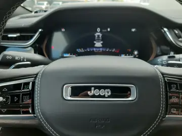 Grand Cherokee 3.6 Overland LPG Massagesitze