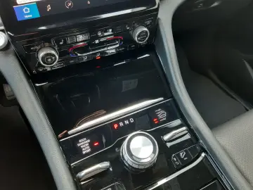 Grand Cherokee 3.6 Overland LPG Massagesitze