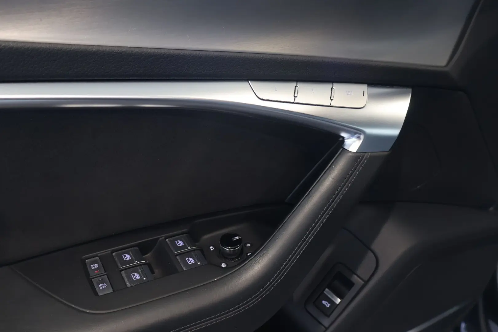 RS6 4.0 TFSI quattro B&O HUD 360  SOFT PANO 22