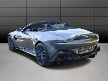 V8 Vantage Roadster
