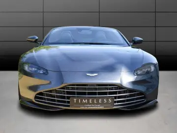 V8 Vantage Roadster