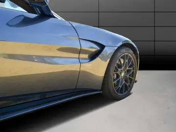 V8 Vantage Roadster