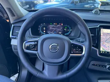 XC90 T8 AWD Ultimate Dark Luft Bowers 360