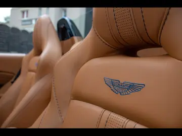 V8 Vantage ROADSTER 12 25 XPEL