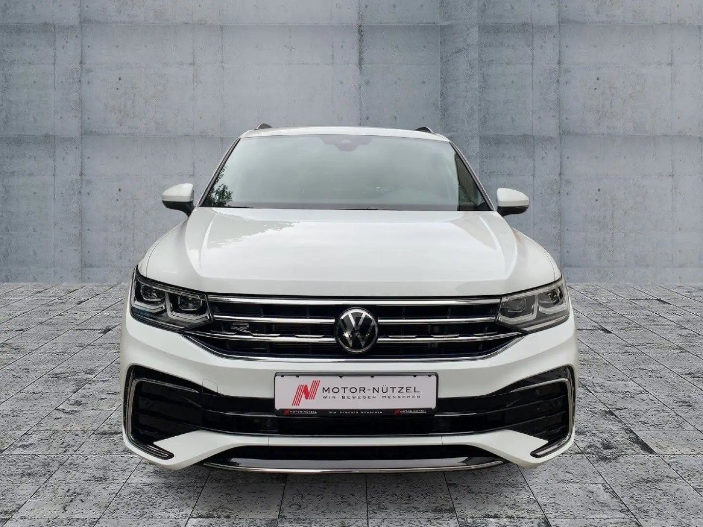 Tiguan 2.0 TDI DSG 4M R-Line MATRIX NAV 20  LEDE