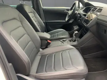 Tiguan 2.0 TDI DSG 4M R-Line MATRIX NAV 20  LEDE