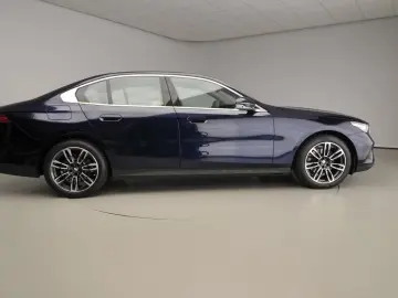 BMW 520 Seria 5 Sedan 520i   LED   HUD