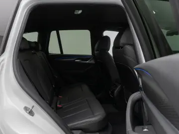 X3 xD20d M Sport DAB Kamera AHK HiFi Alarm 19Zol
