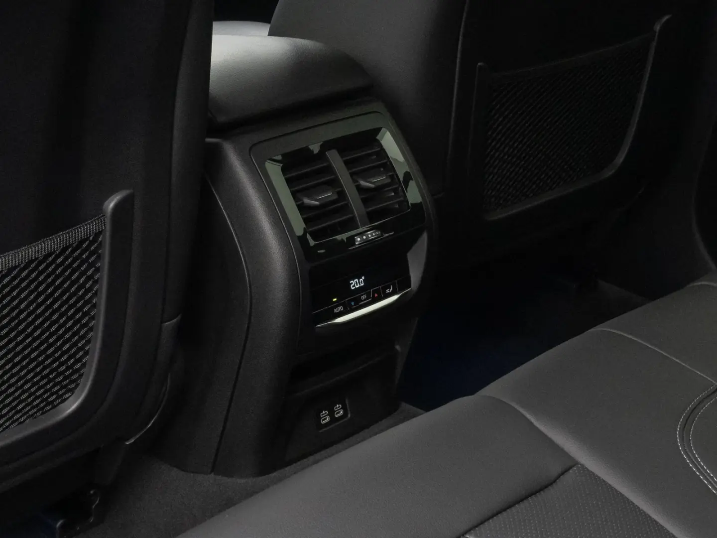 X3 xD20d M Sport DAB Kamera AHK HiFi Alarm 19Zol