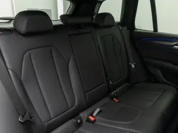 X3 xD20d M Sport DAB Kamera AHK HiFi Alarm 19Zol