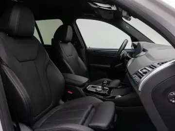 X3 xD20d M Sport DAB Kamera AHK HiFi Alarm 19Zol