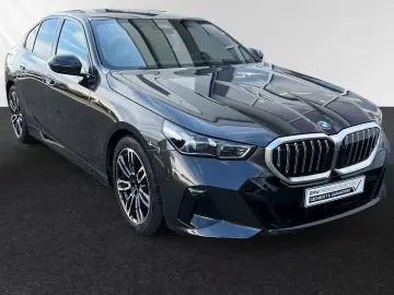 BMW 520 Pachet d M Sport LCProf. Parkass
