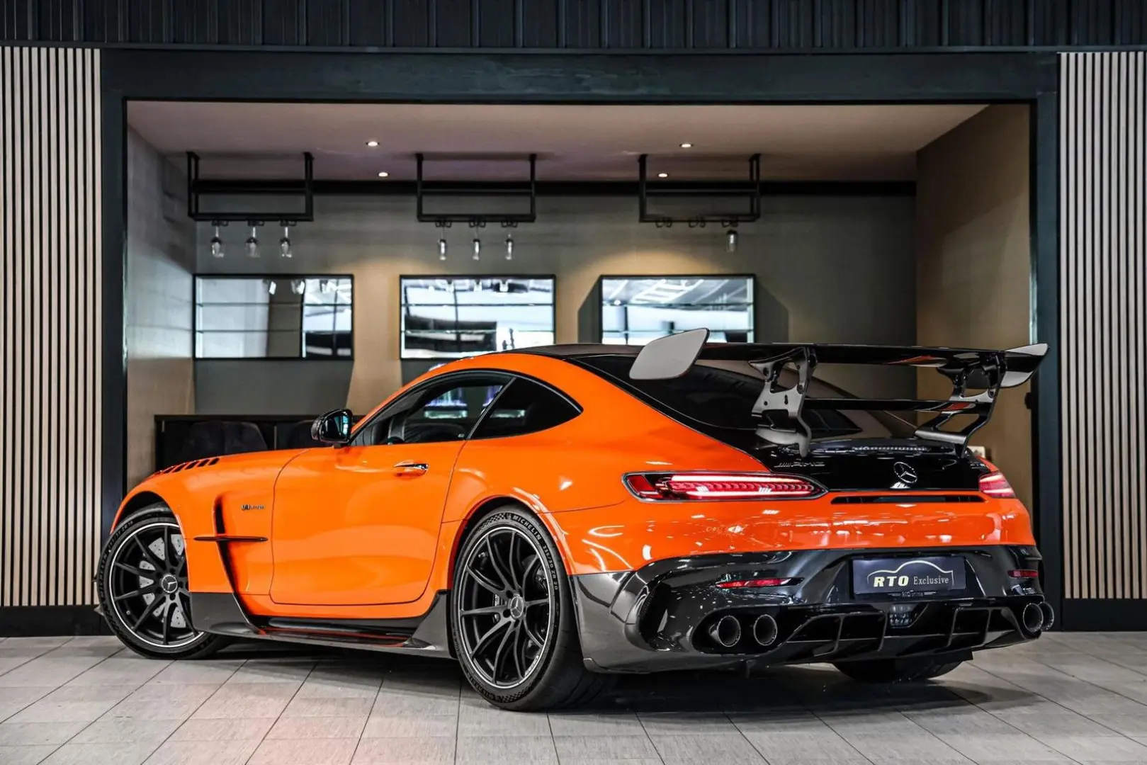 AMG GT 4.0 Black Series Magmabeam TrackPace Carb