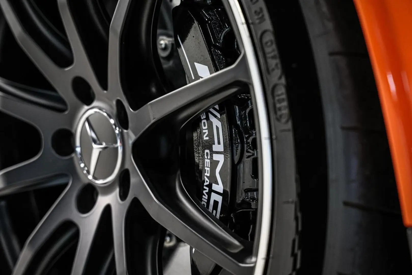 AMG GT 4.0 Black Series Magmabeam TrackPace Carb